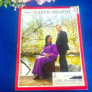 TIME MAGAZINE May 8 - 15, 2023 GLORIA WALTON AND MARK RUFFALO Earth Awards